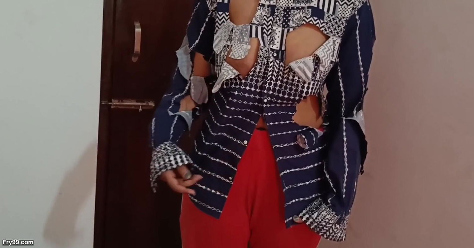 Pagal Bhikhari girl first time sex with desi indian local boy hard fucked pussy and anal sex