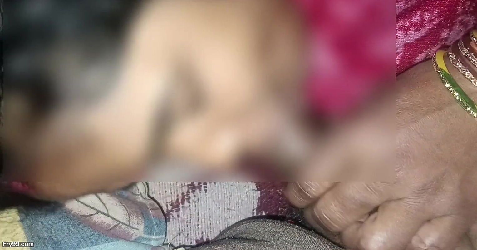 Indian Desi Bhabhi Apna Devar Ka Bra Lund Susa