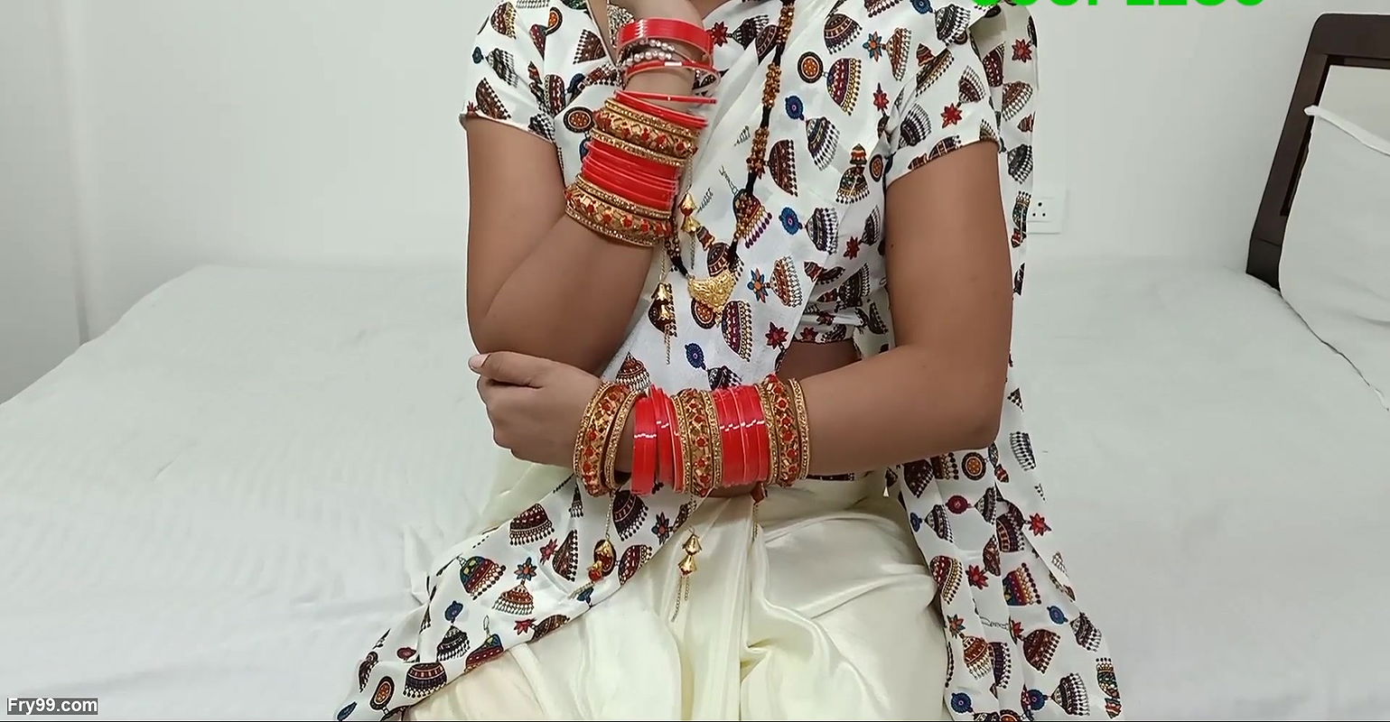 White sadi me ap aur bi sundar dikhati ho