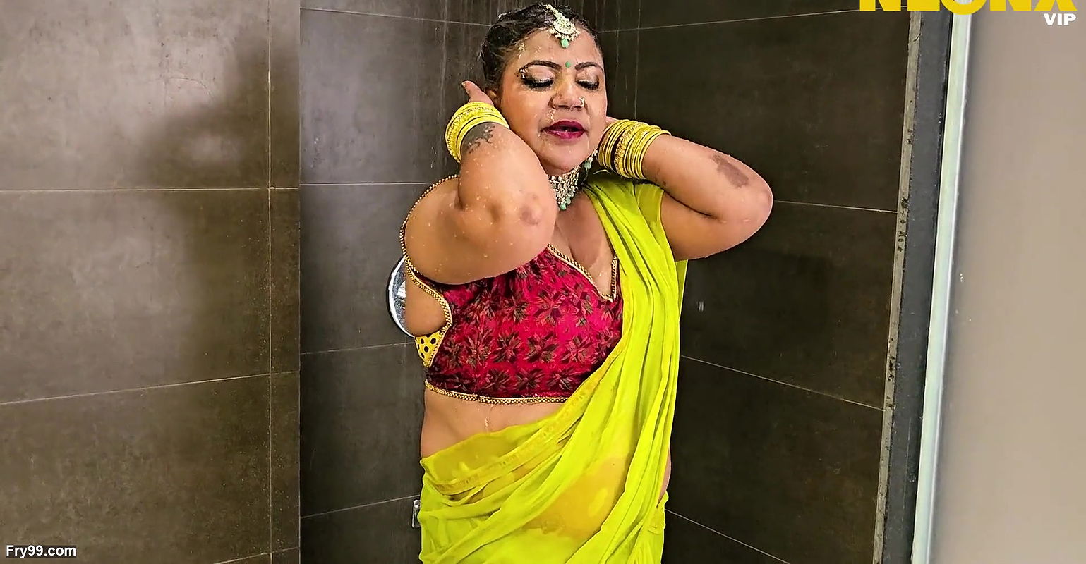 VIRGIN GUUY SEDUCE AND FUCK HER BHABHI IN SHOWER, SAVITA BHABHI FULL HORNY SEX VIDEO !