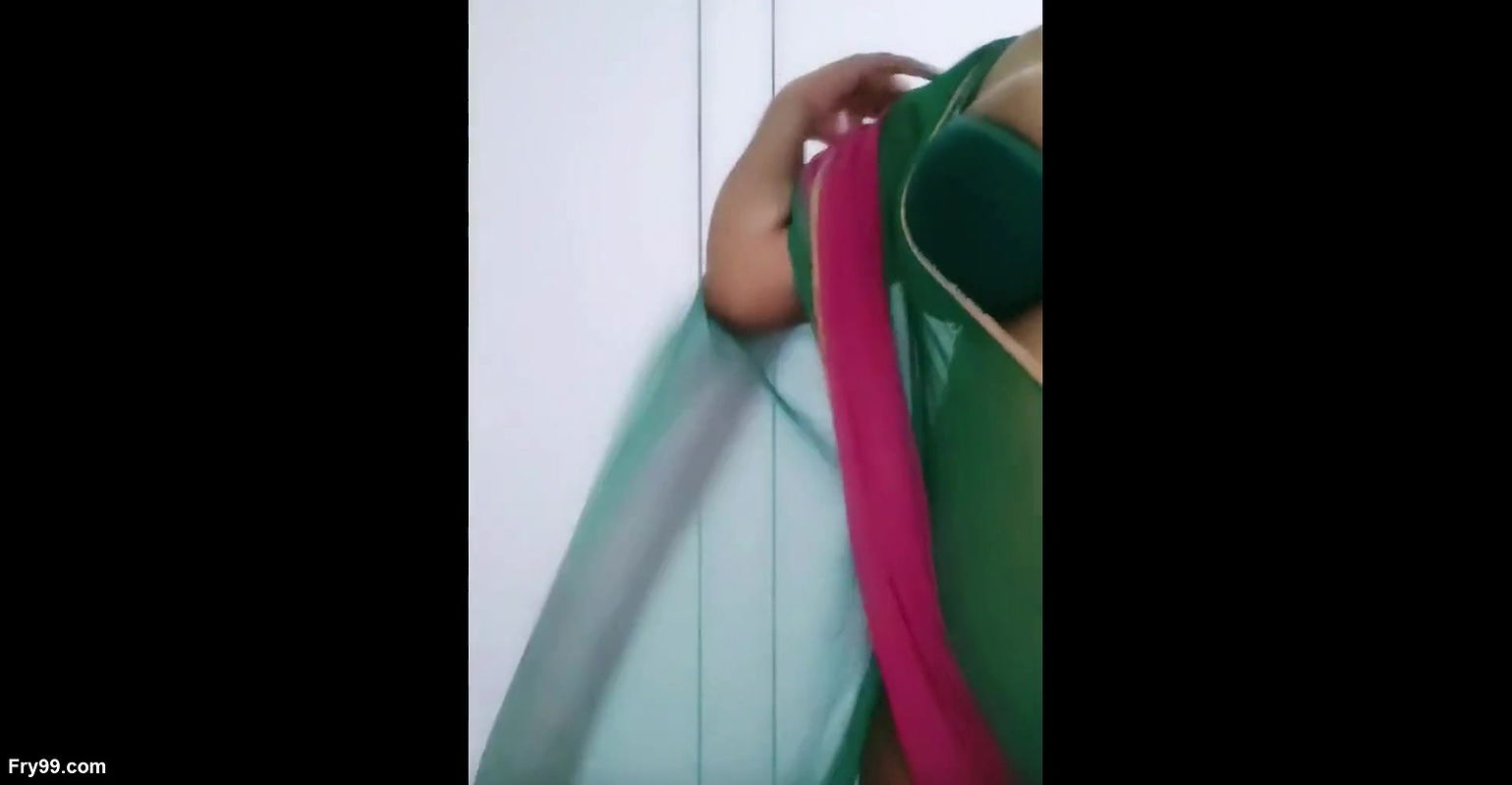 Village Bhabhi Bigboobs Oil Massage Cream Novel Showing Her Stepbrother