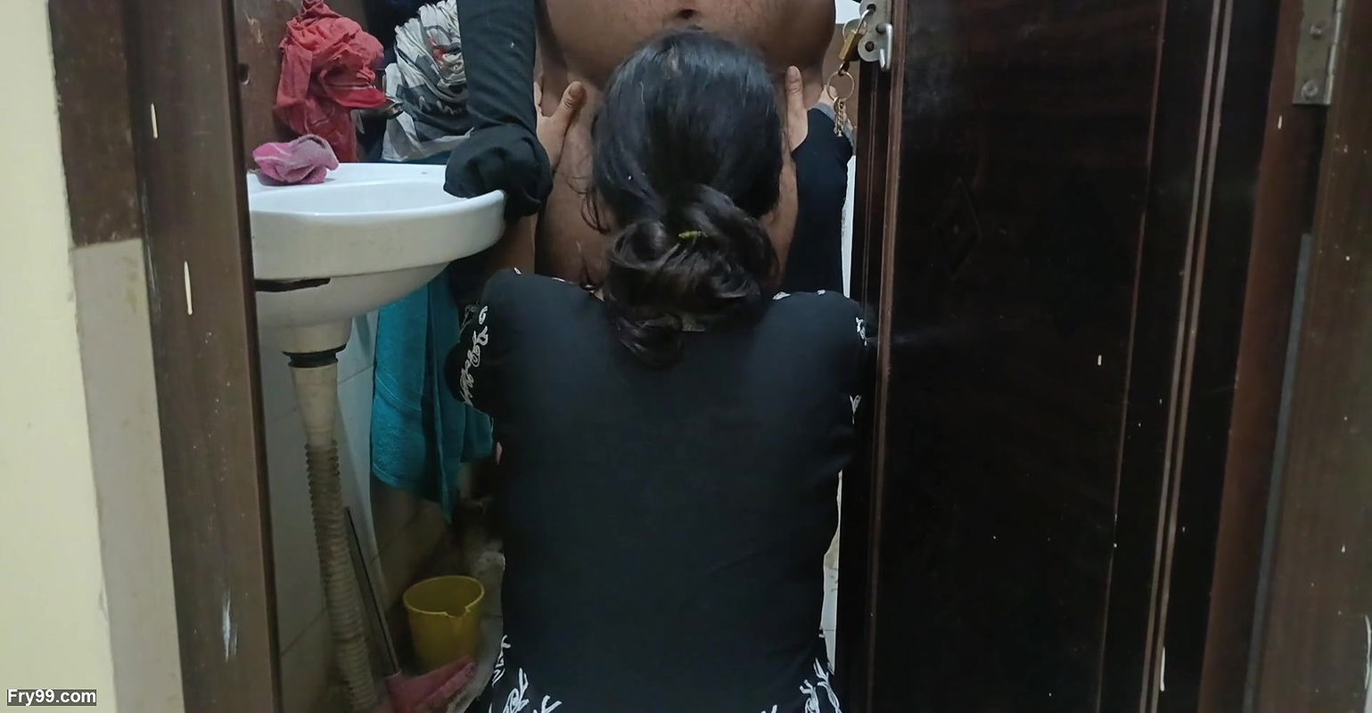 The school girl tuition came and the teacher caught it