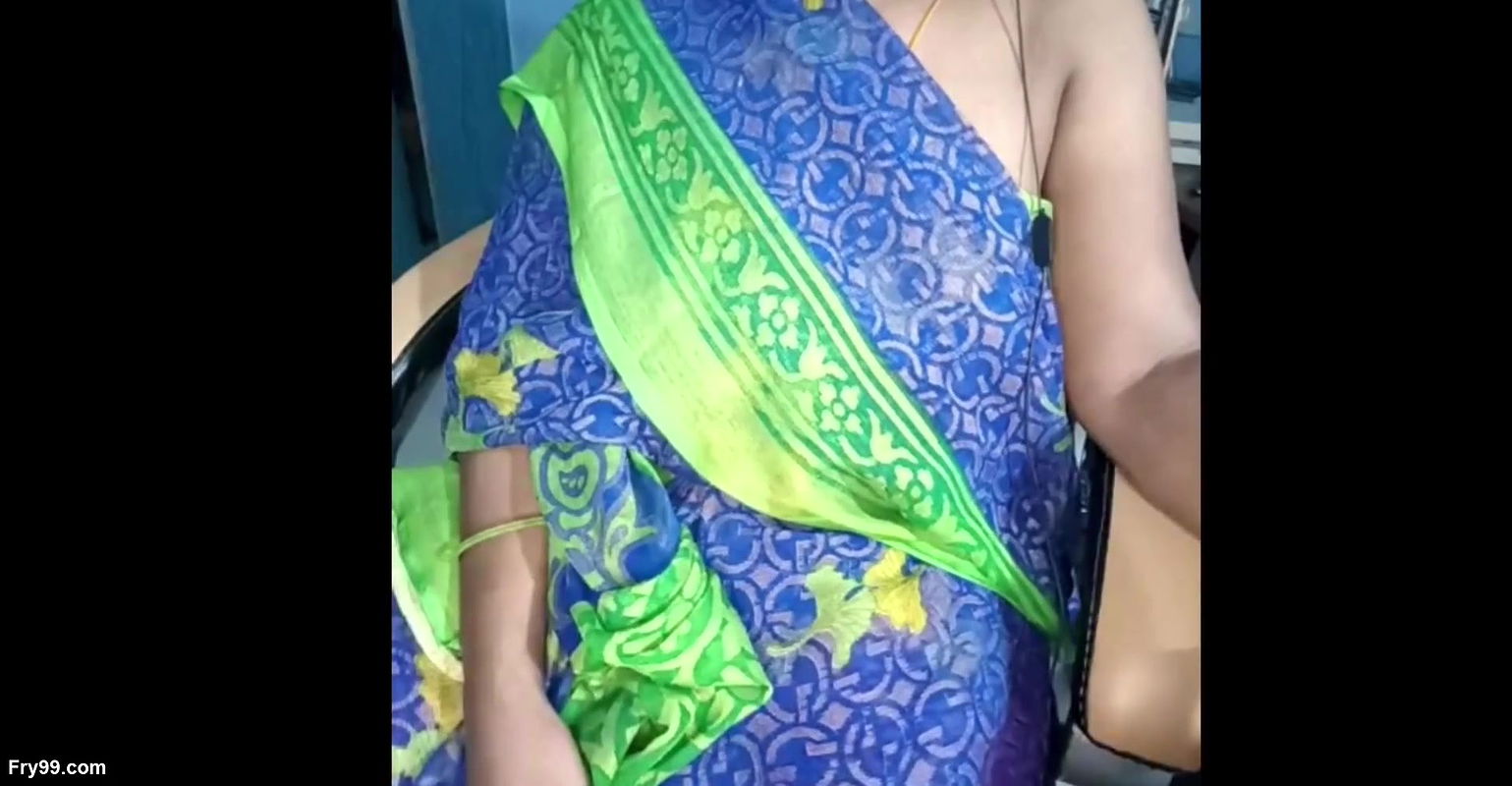 Tamil Mallu Aunty Open Saree Blouse Nude Boobs Tightness Puffy Nipples Massage Shaking Clitoris Fingerings Dirty Talks