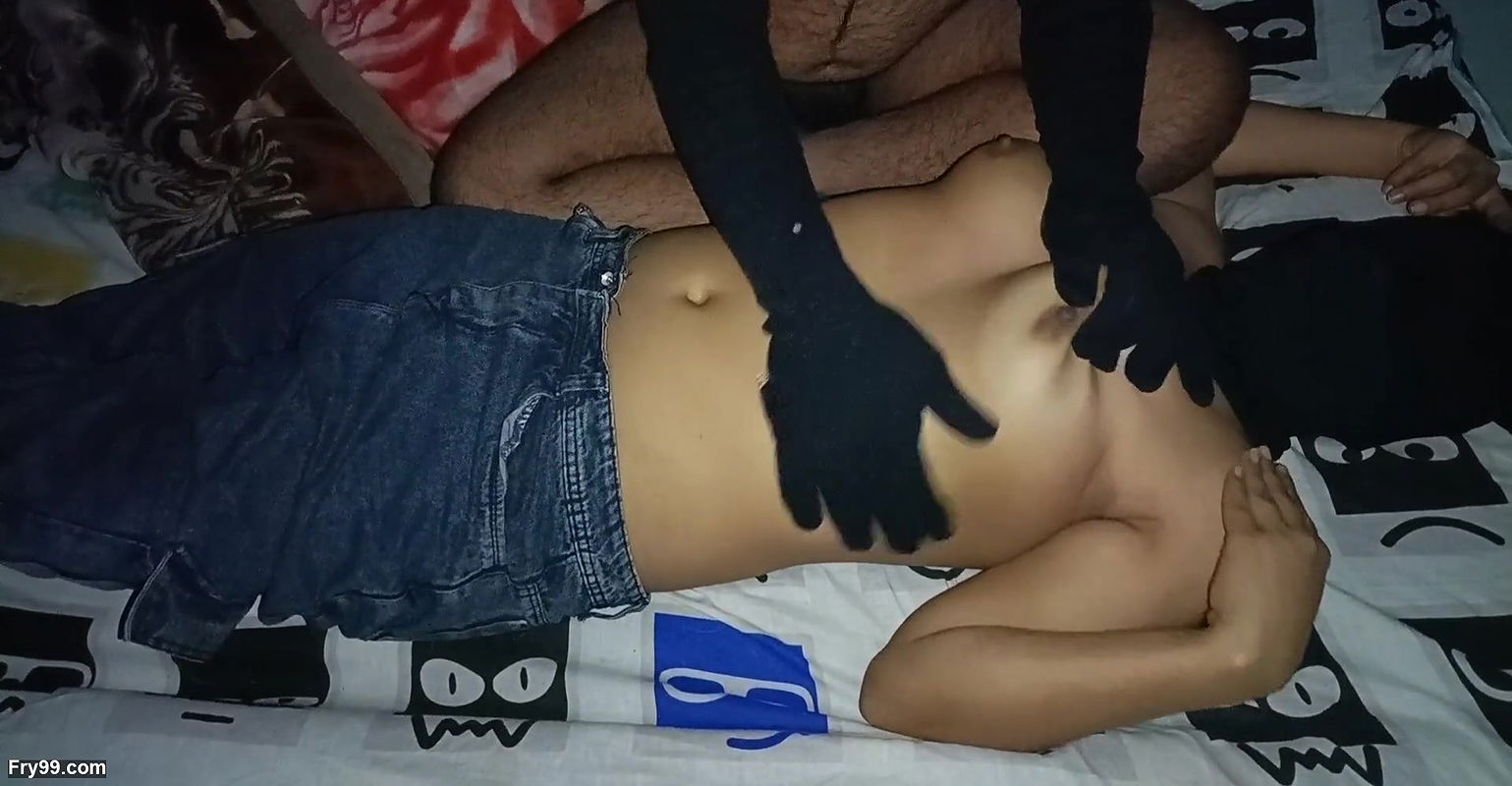 Sunita bhabhi ki chooche dabake maza aa gaya