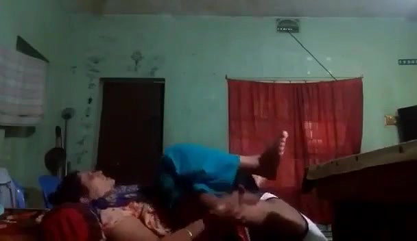 Bhabhi having affair, fucking