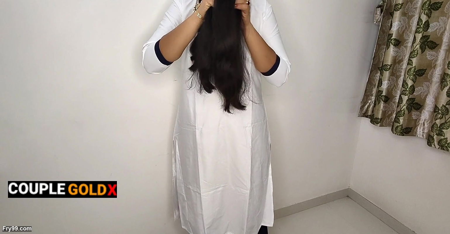 School van ka driver Ghar pe aa gaya komal chalo let ho raha hai