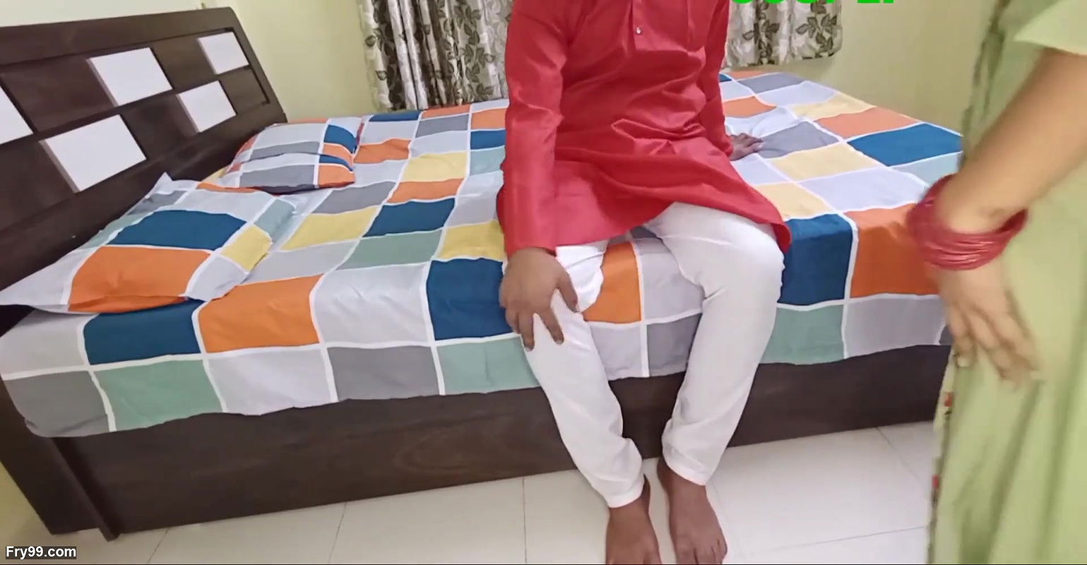 Sasur ji aise mat karo mai apke bete se sikayat kar dungi