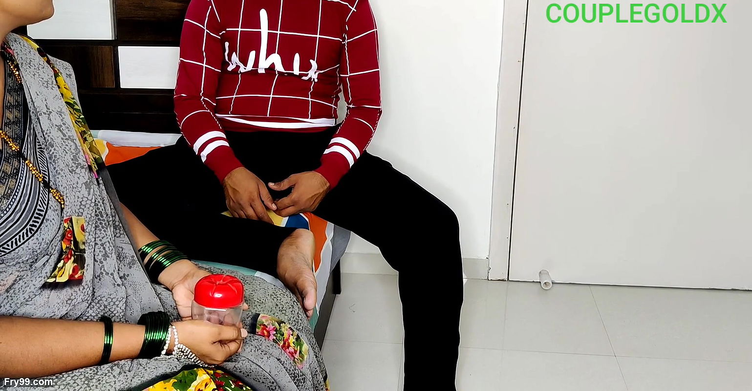 Pados ki aunty unke bahu ke liye mere land ka pani mangne lagi