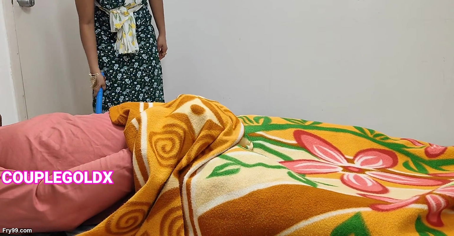 Owner cleaning Komal’s maid lured and fucked