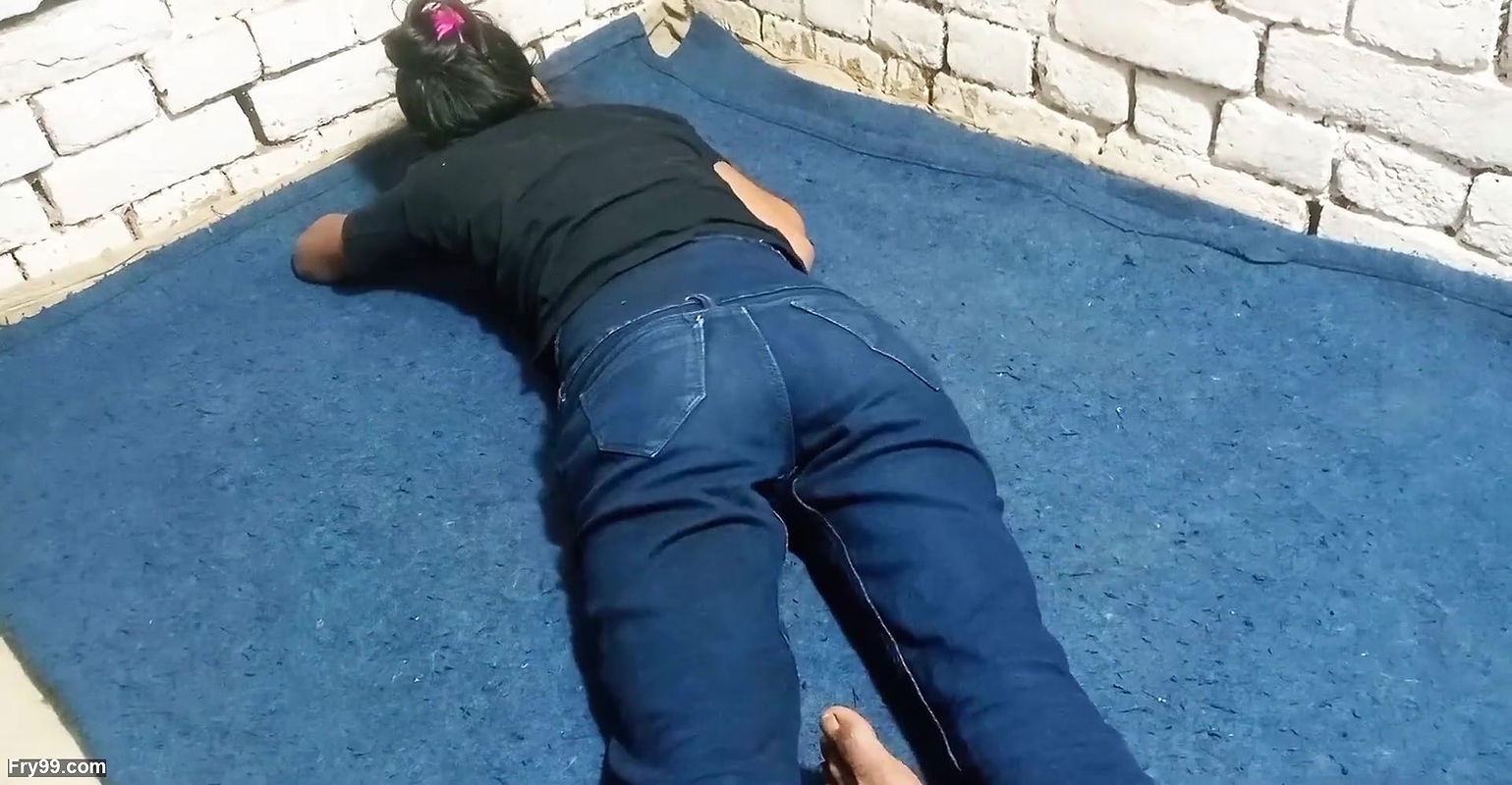 Naughty exercise fuck pussy