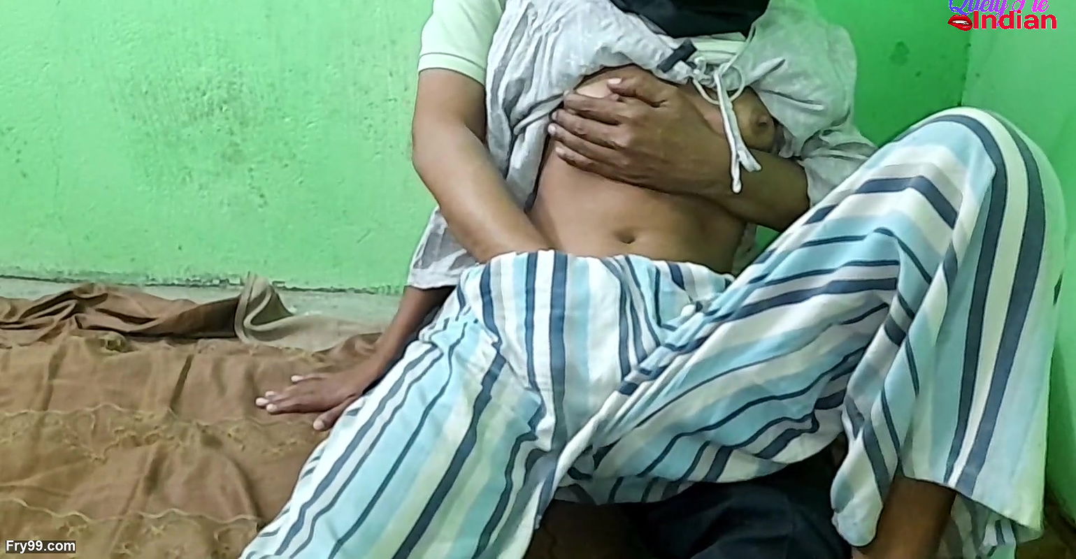 My 18 year old virgin desi student really very hot