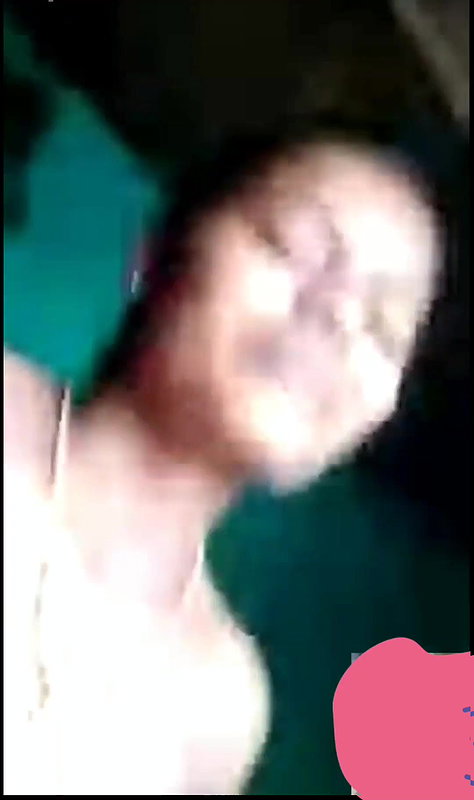 Cute Desi girl Shows Her Boobs and Pussy