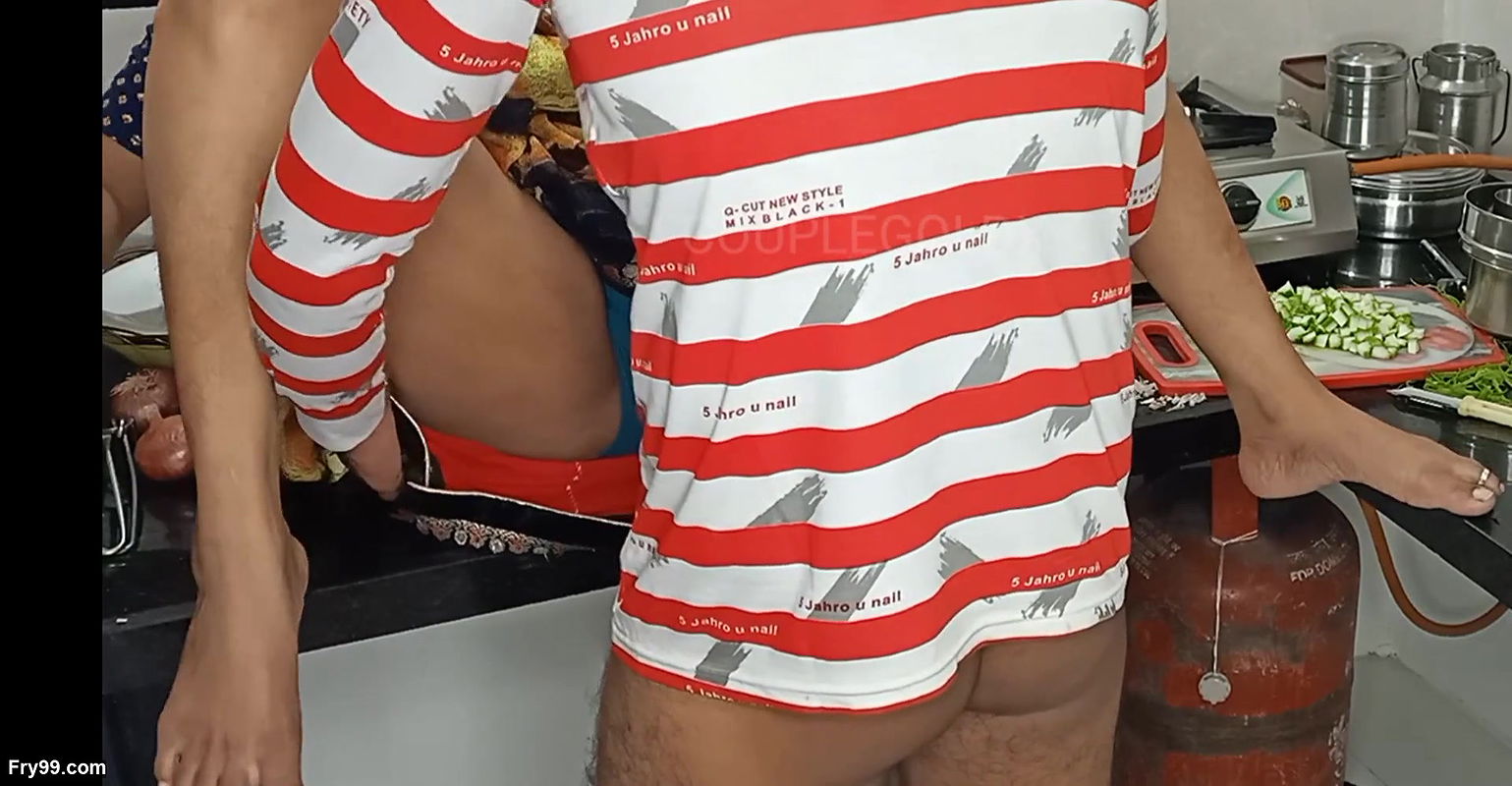 Main Kichen me gand nahi Marva sakta hu