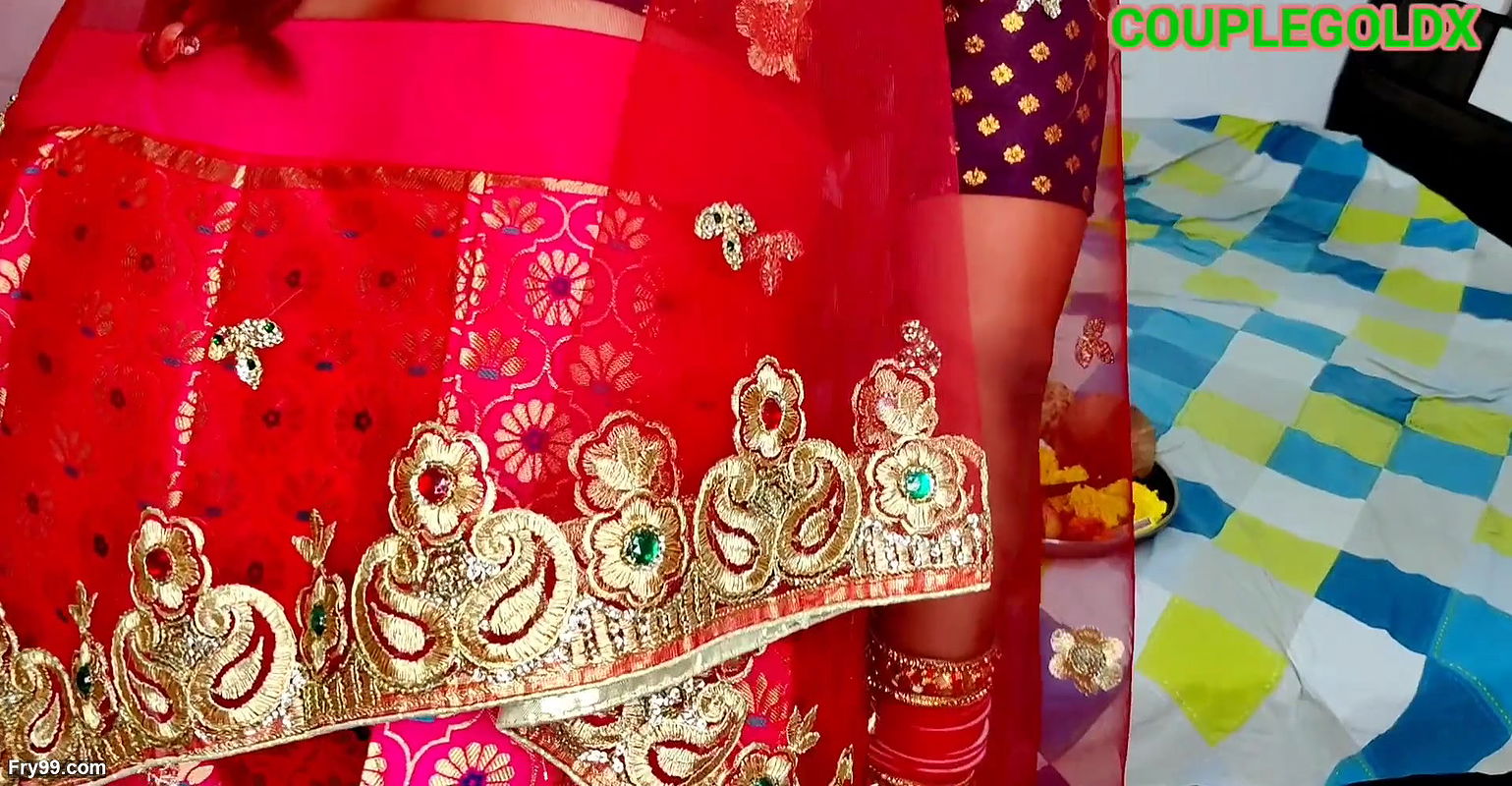 Komal suhagrat ki rat chut pooja karke survat hua