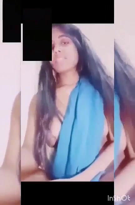 Sari girl Masturbating