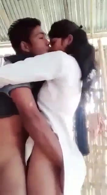 Cute Couple Quick Stand Fucking