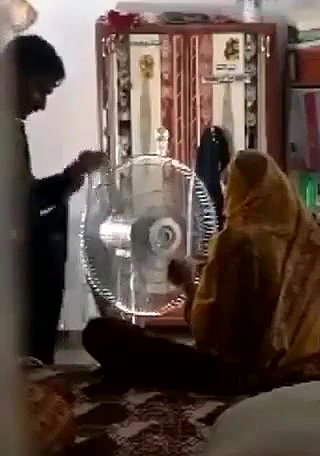 Mature bhabhi with neighbor guy