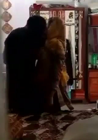Mature bhabhi with neighbor guy