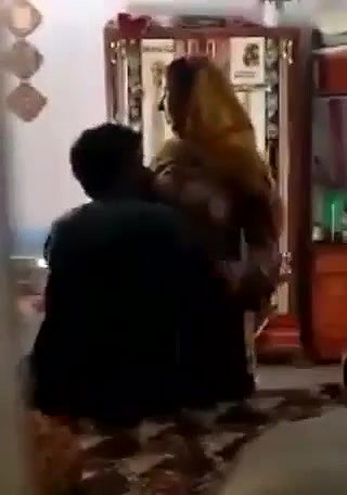 Mature bhabhi with neighbor guy