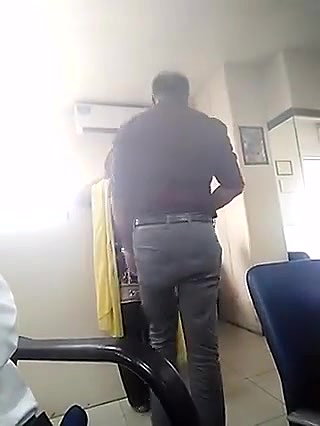 Boss grabbing employee ass