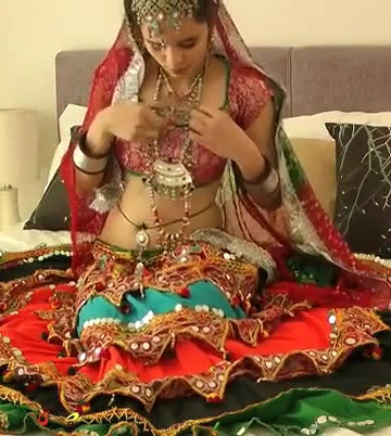 Paki Weddingday Cute Boob show