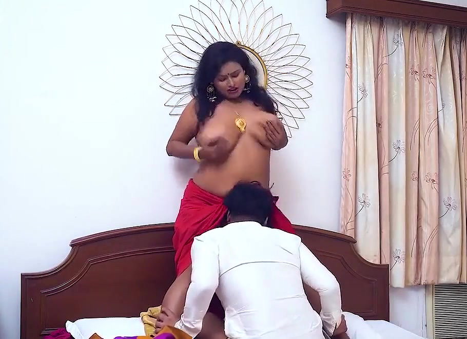 Part-1Desi Horny Aunty Using SErvent