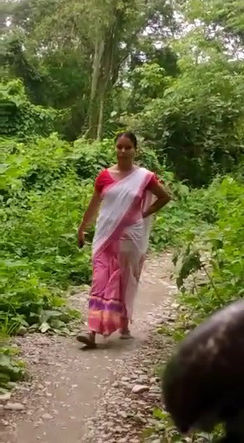 Assame Boudi Pussy Licking By Lover In Jungle