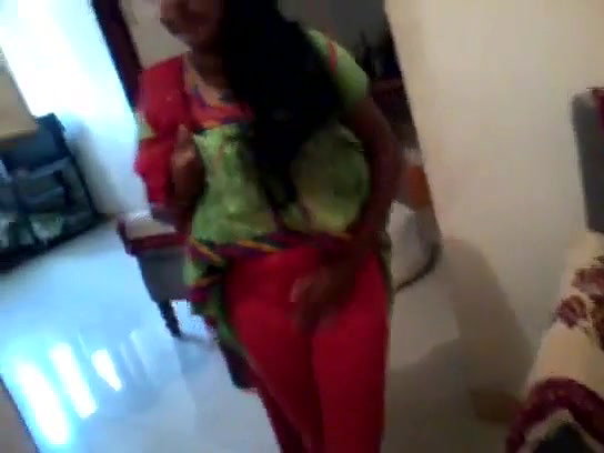 Saaali Cute Showing her Pussy to Jiija