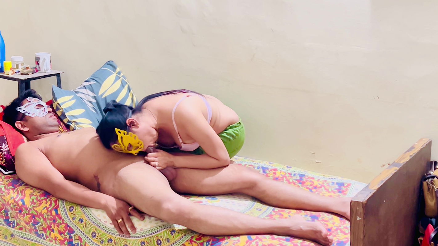 Girlfriend Rolly Sharing Her Bed with Plumber Sex in Room Tight Pussy