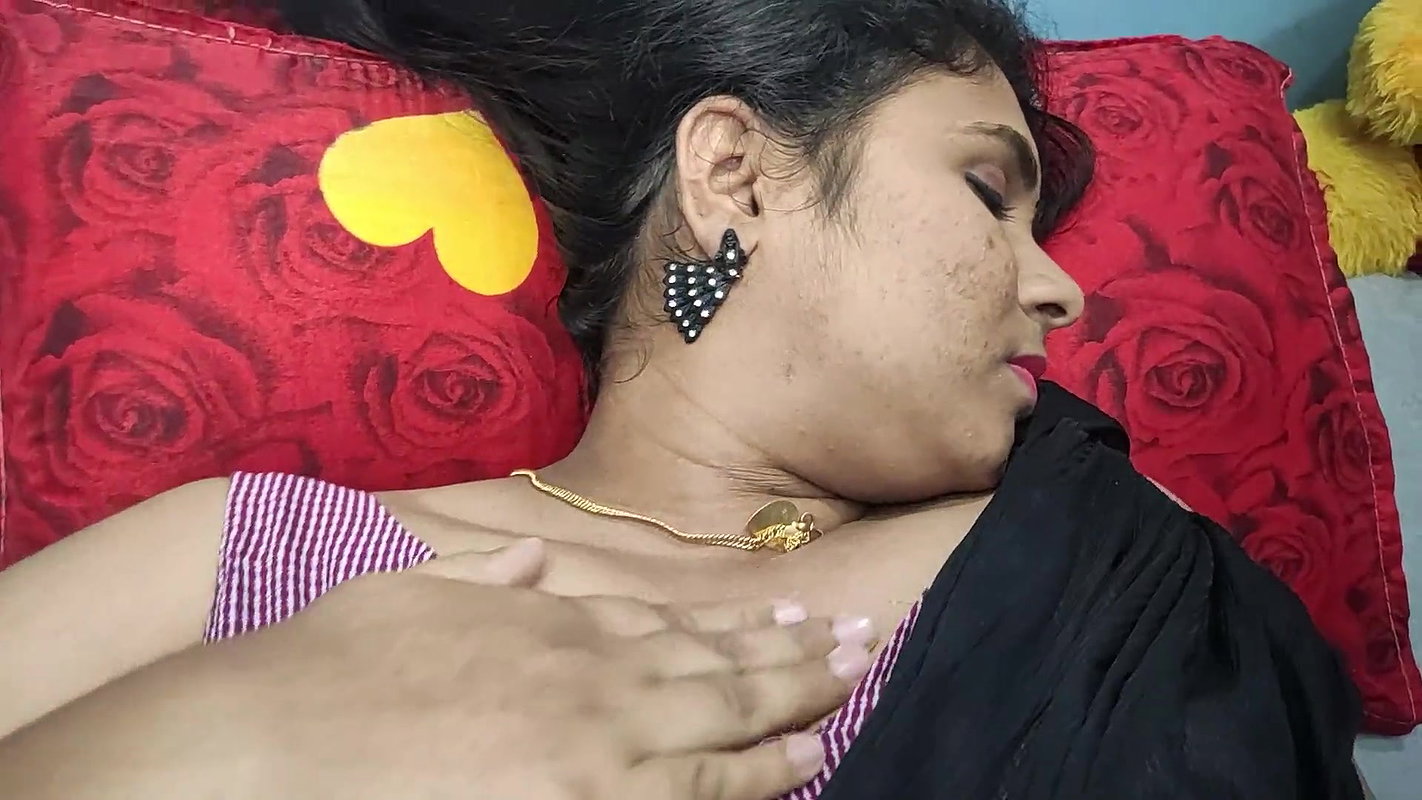 Mallu half saree girl masturbate by watching video and doing sex with step brother, Mallu step sister hot sex with step brother
