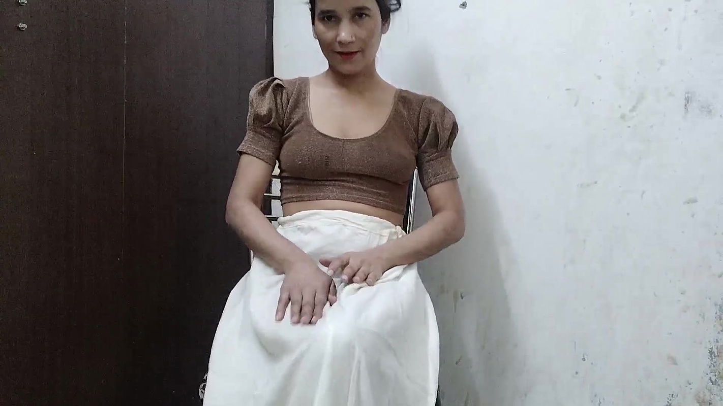 Mere step father ne mujhe rat me pela