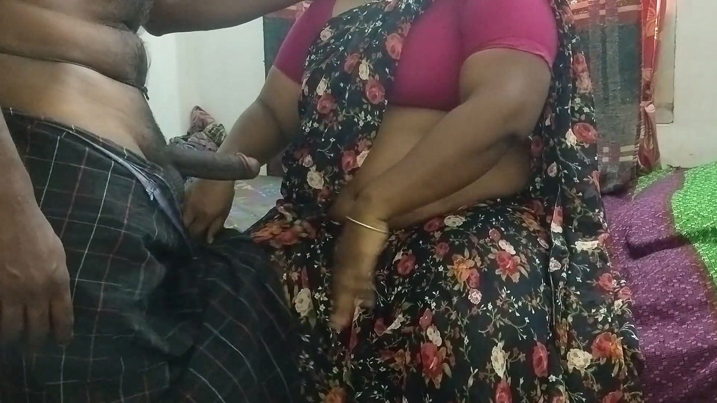 Tamil House Wife Beautiful Aunty Very Hot Big Boobs Aunty Very Hot Fucking in Bed