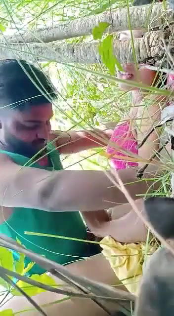 Beautiful girl fucking in jungle