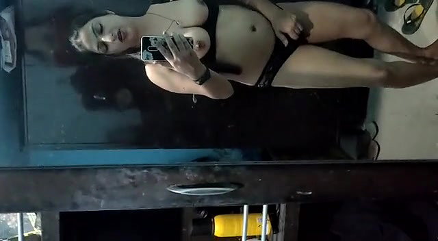 Hot fgr bhabi