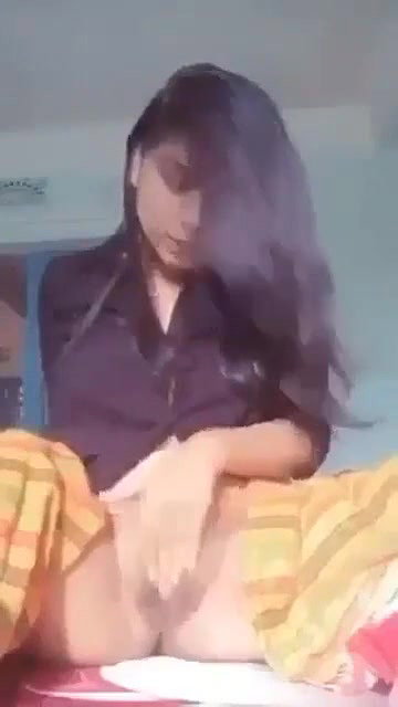 Desi cute girl sexy pussy fing