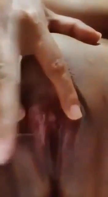 Beautiful bhabhi fingering
