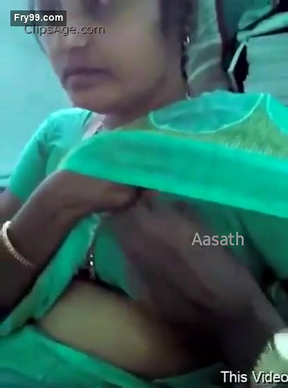 Mature bhabhi boobs pressed by colleague at work place