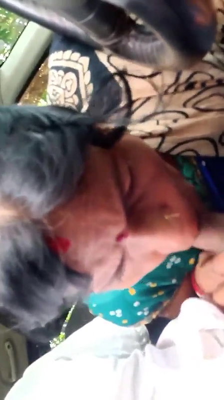 Bhabhi Blowjob in Car