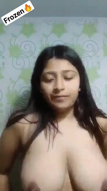 Big boobs bhabi in bathroom