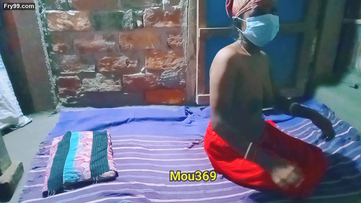 Desi Bhabi Fucks With Her Husband At Night