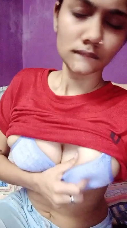 Beautiful girl mms many clips
