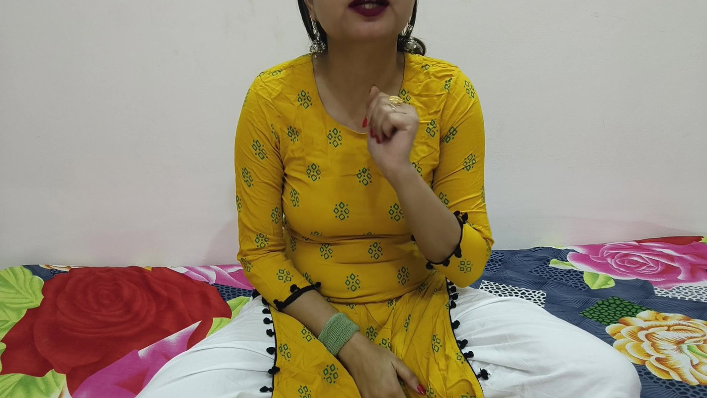 Indian Step Sister Fucked His Step Brother and Help Gift Arrange give first experience seducing in hindi