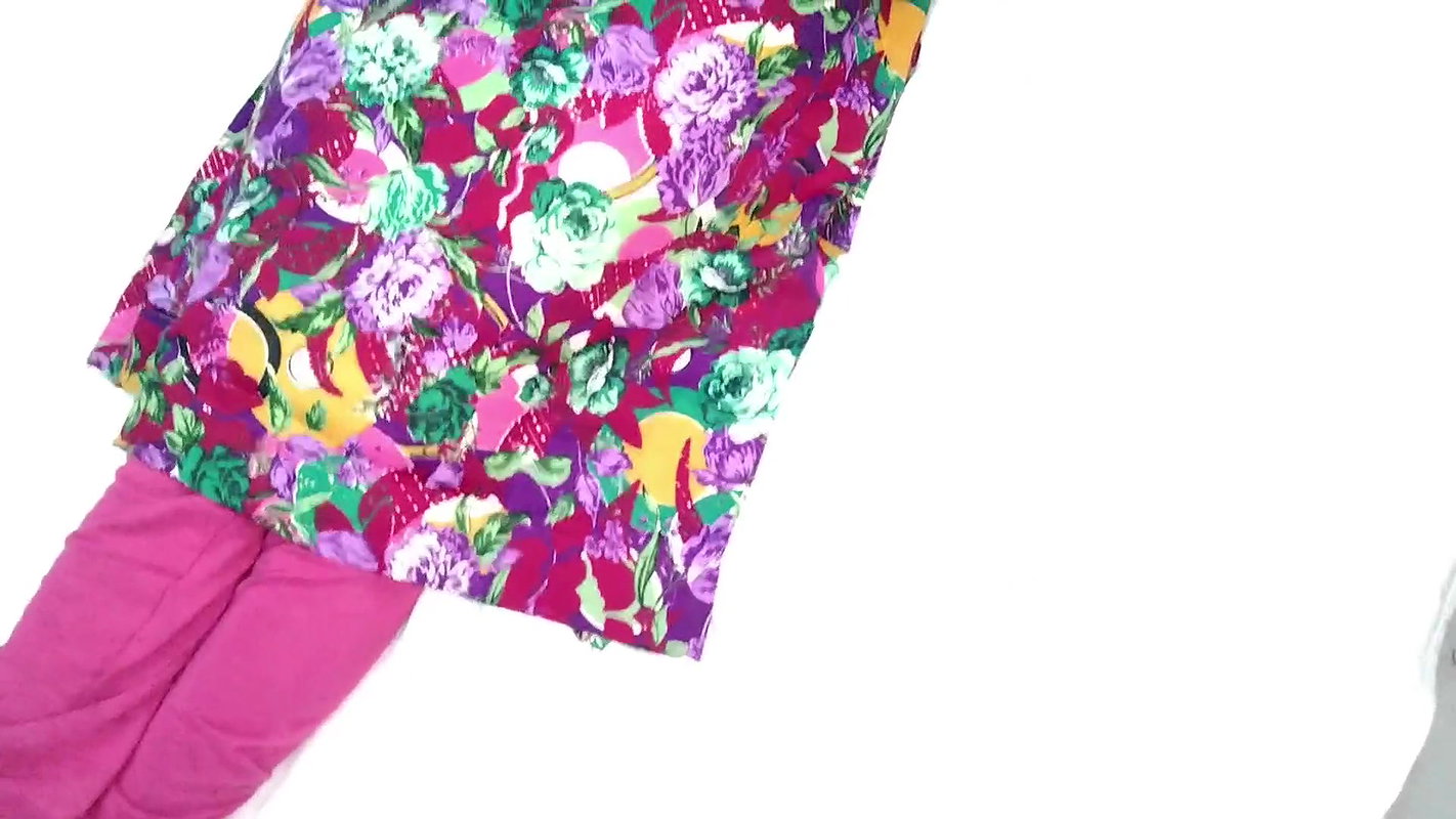 Soi hui malkin ka pant khol diya