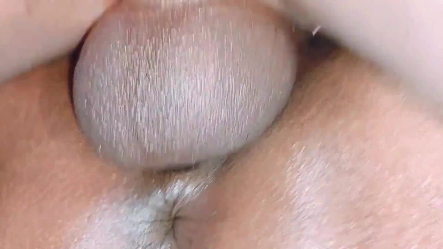 stepBrother plays dangerous game with stepsister’s wet