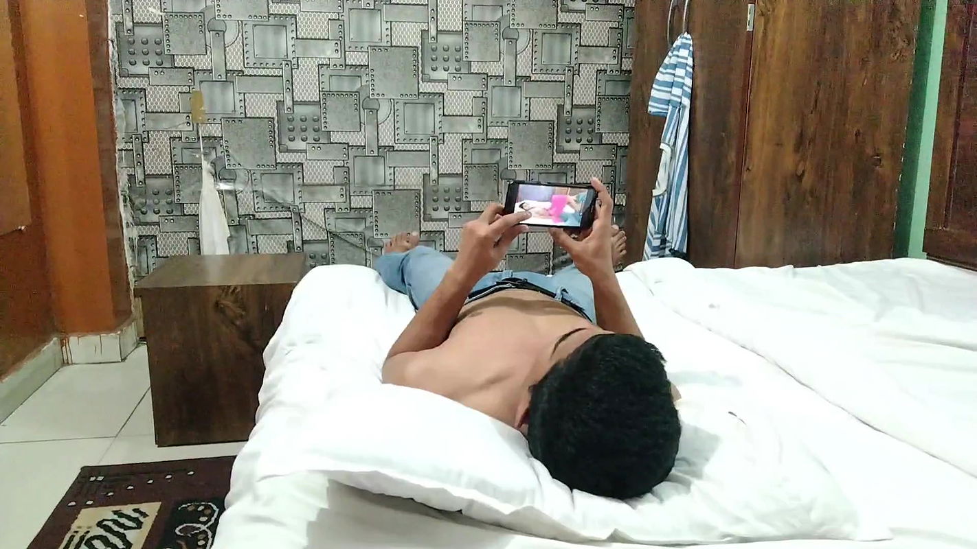 Stepsister ko video dekha ke pel diya