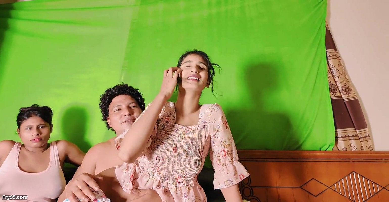 Gorgeous desi goddess in FFM – Uttaran20