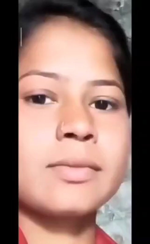 Desi Village Girl Showing