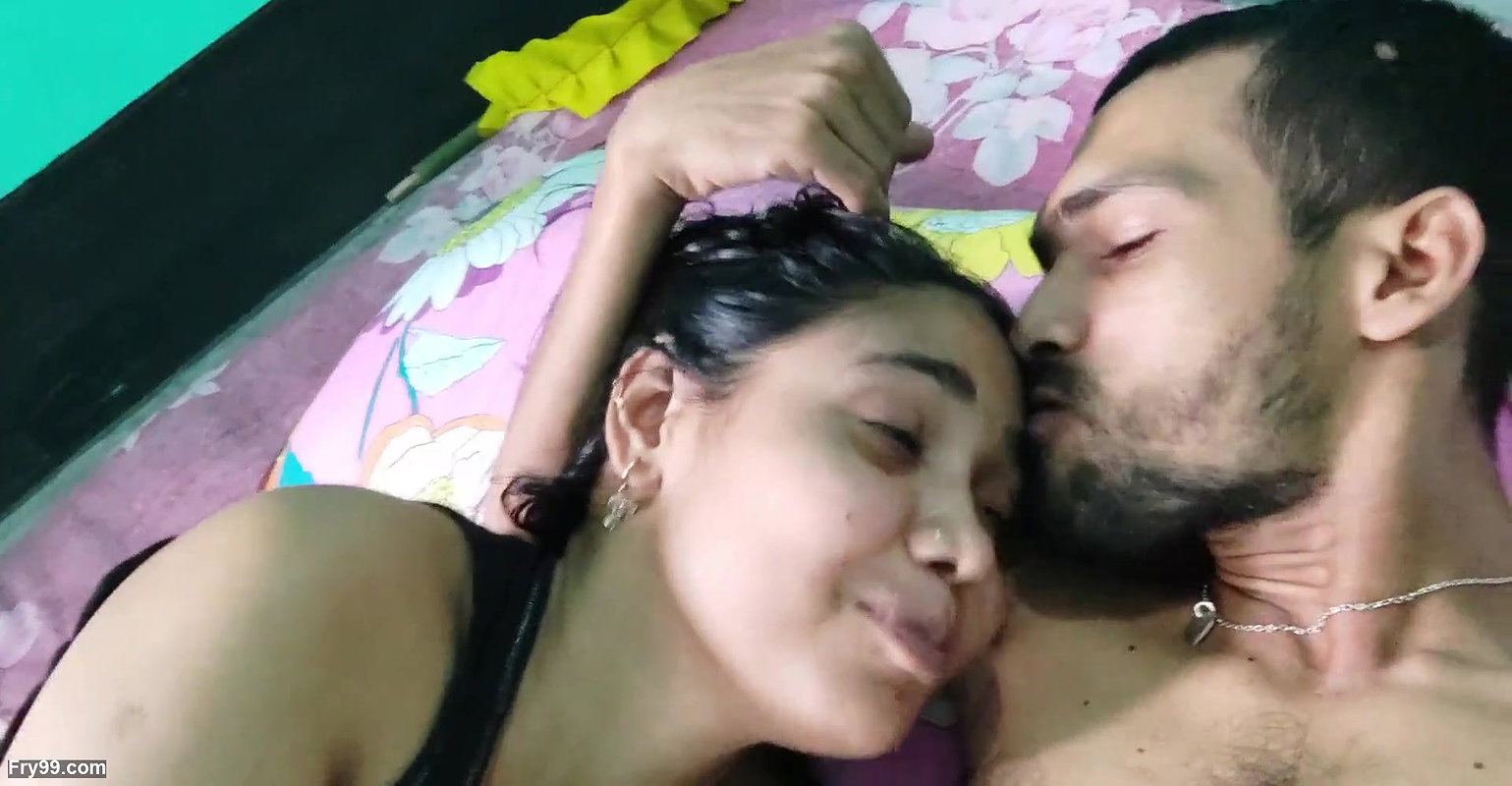 Hanif and Adori – Xxx porn Amateur. neighbor girl likes to fuck me when he gone