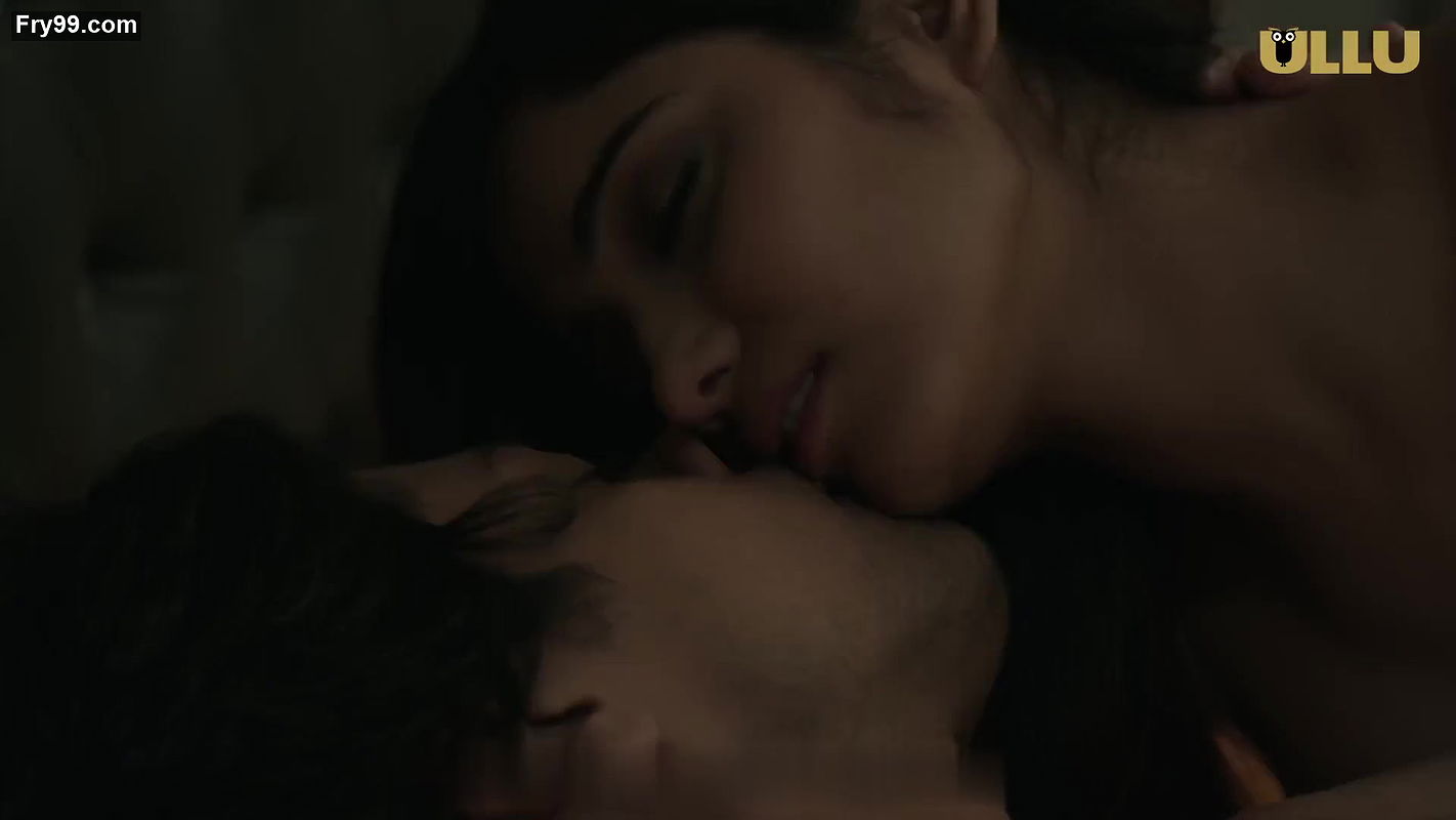 Jaghanya (Gaddar) P01 – 2022 – Hindi Hot Web Series – UllU