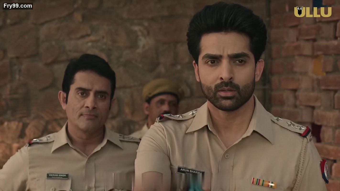 Jaghanya (Gaddar) P01 – 2022 – Hindi Hot Web Series – UllU